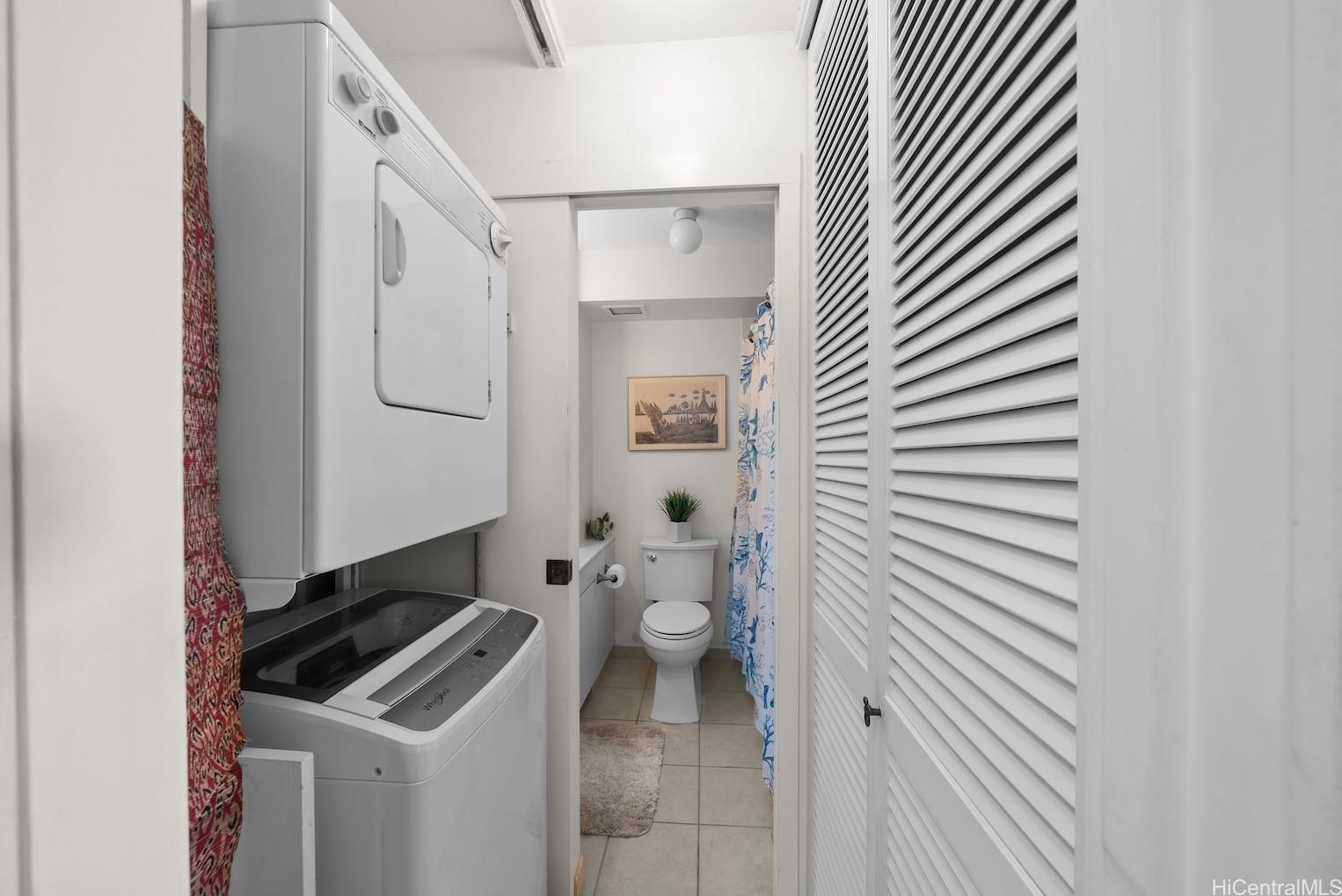 Fairway Villa condo # 2710, Honolulu, Hawaii - photo 7 of 24