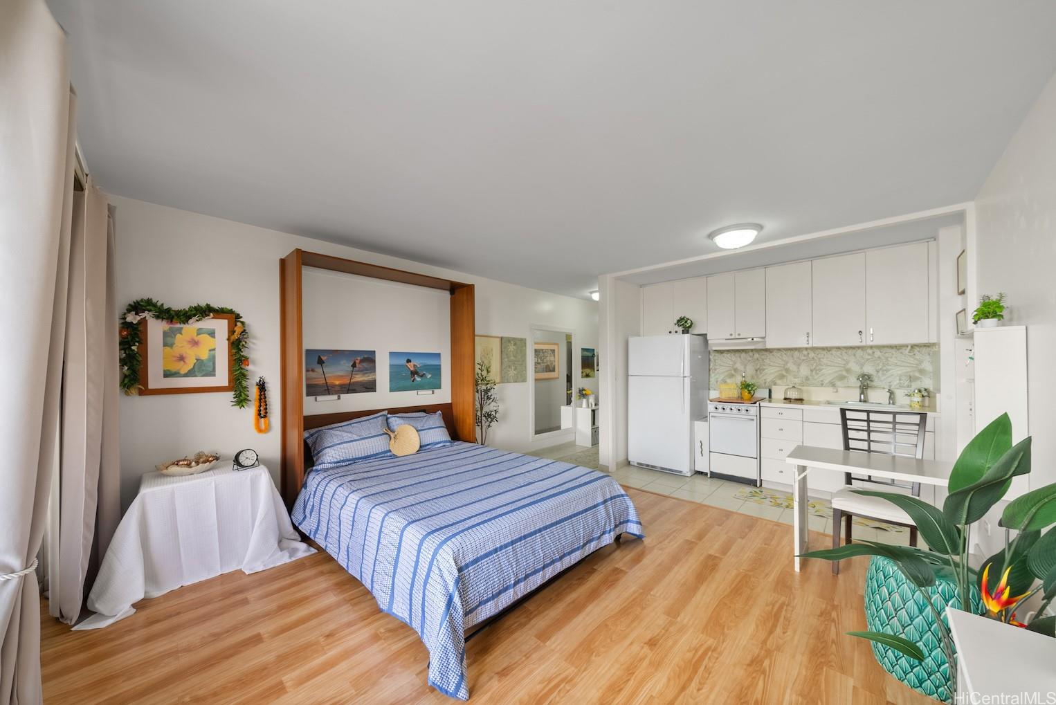 Fairway Villa condo # 2710, Honolulu, Hawaii - photo 10 of 24