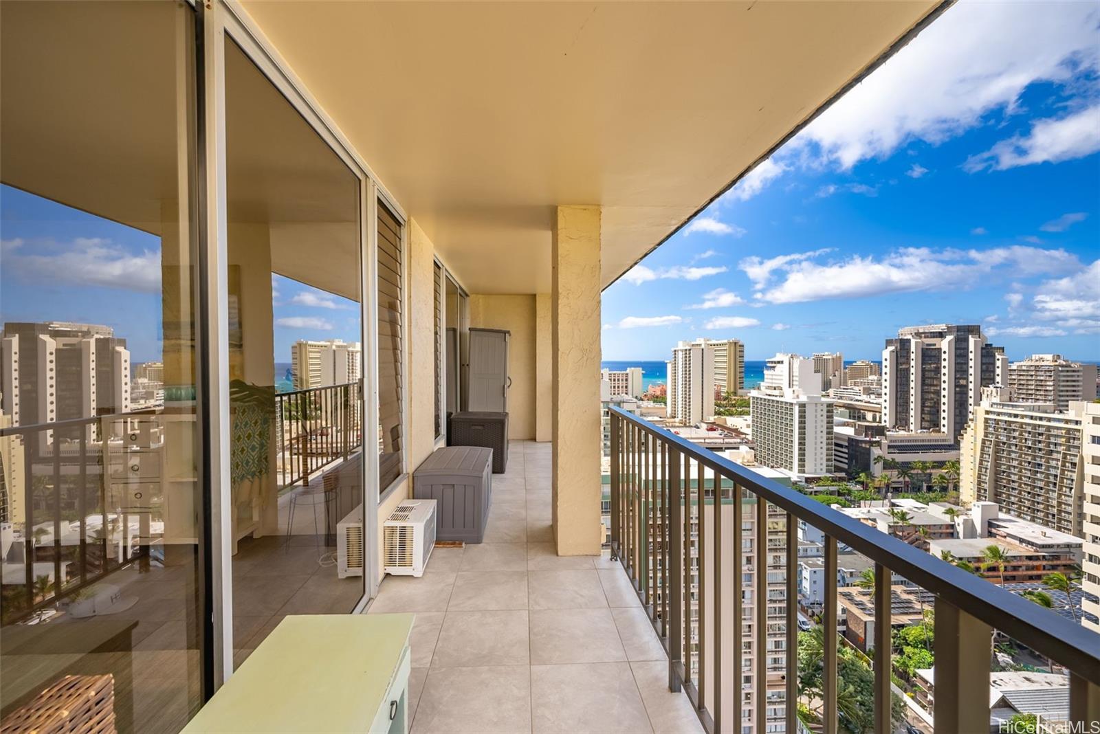 Fairway Villa condo # 2718, Honolulu, Hawaii - photo 12 of 21