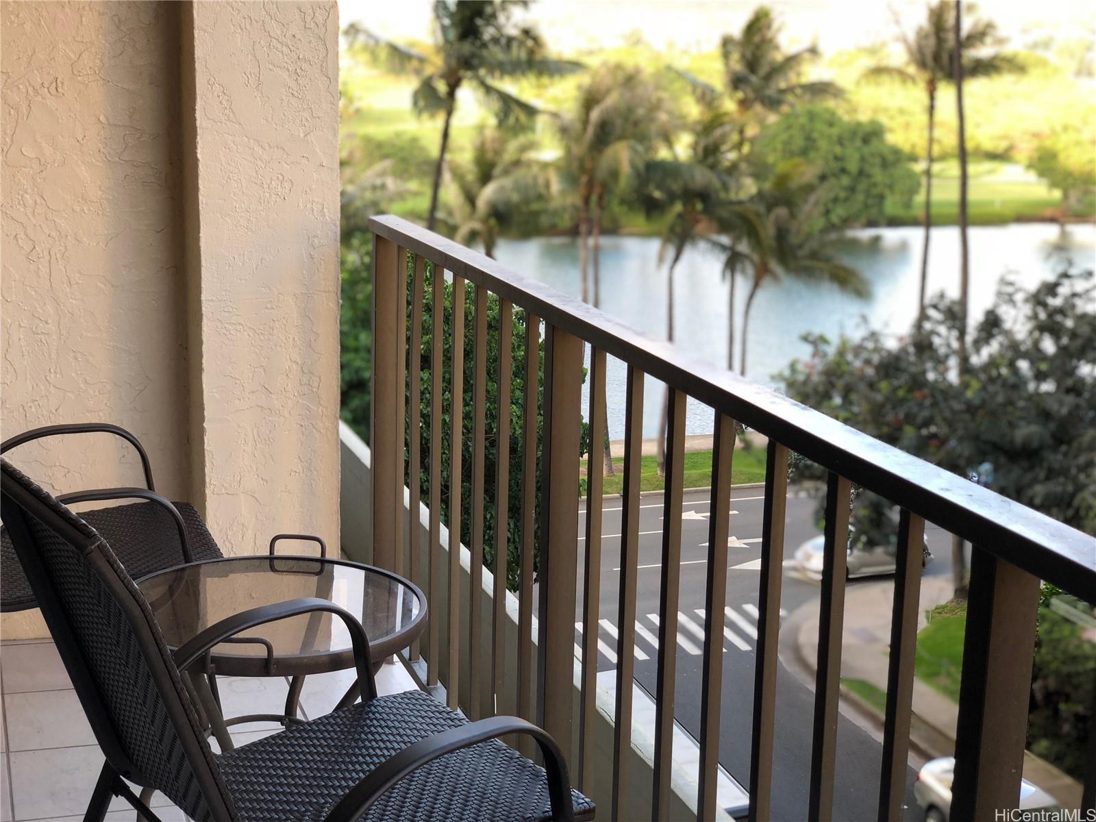 Fairway Villa condo # 709, Honolulu, Hawaii - photo 5 of 9