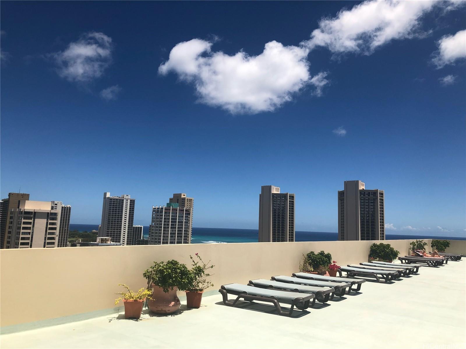 Fairway Villa condo # 709, Honolulu, Hawaii - photo 9 of 9