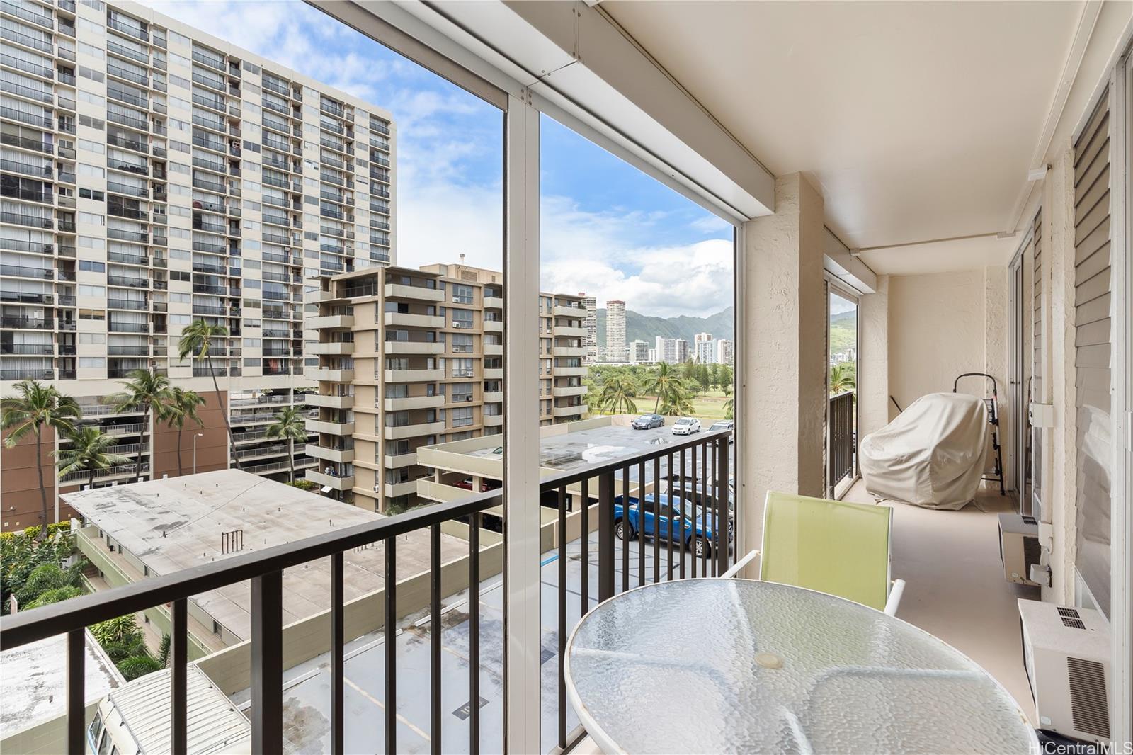 Fairway Villa condo # 802, Honolulu, Hawaii - photo 11 of 23