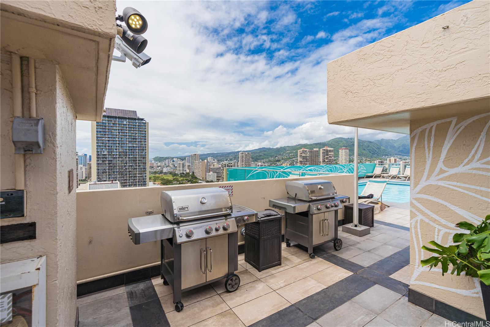 Fairway Villa condo # 802, Honolulu, Hawaii - photo 22 of 23