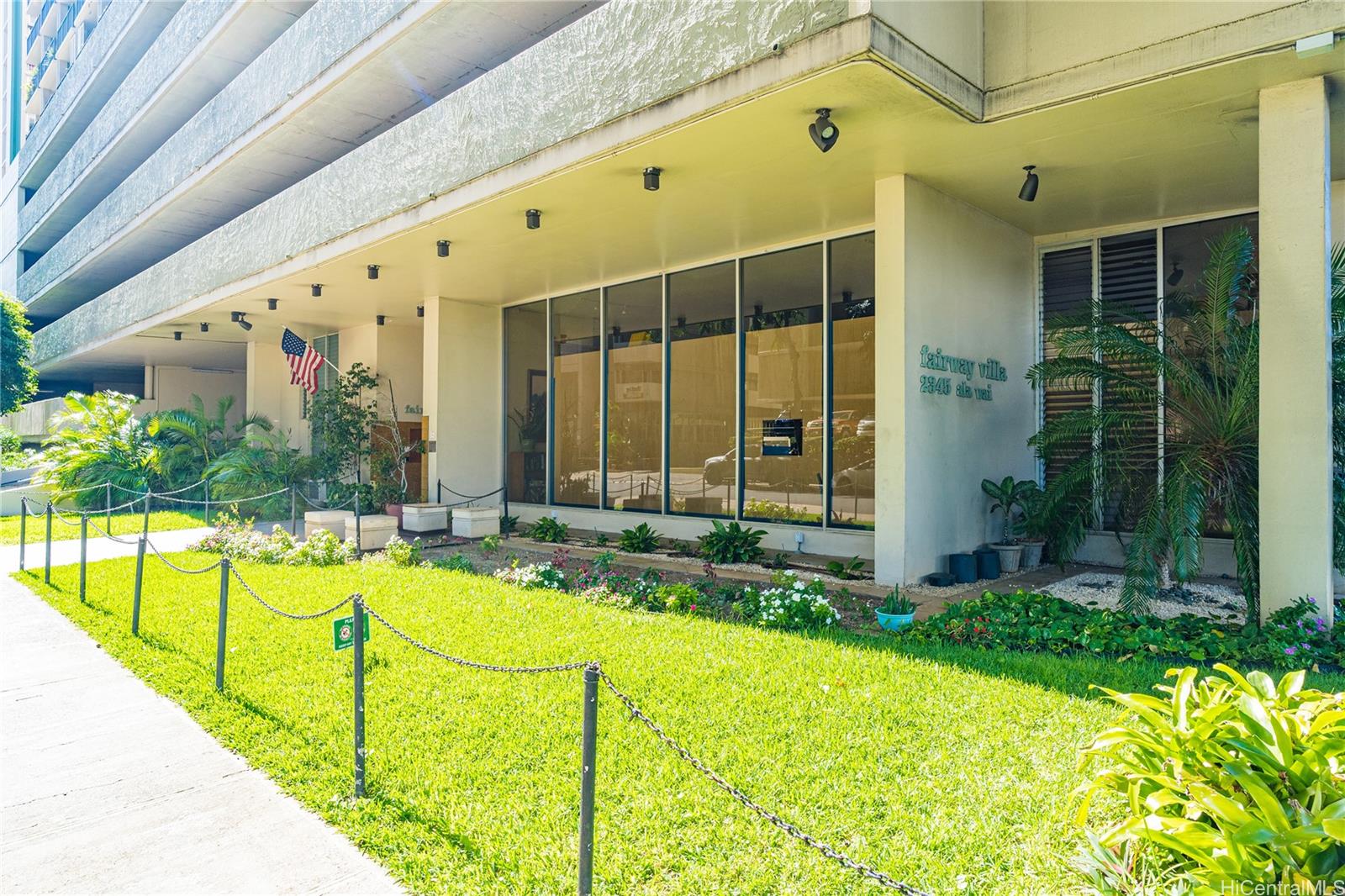 Fairway Villa condo # 802, Honolulu, Hawaii - photo 23 of 23