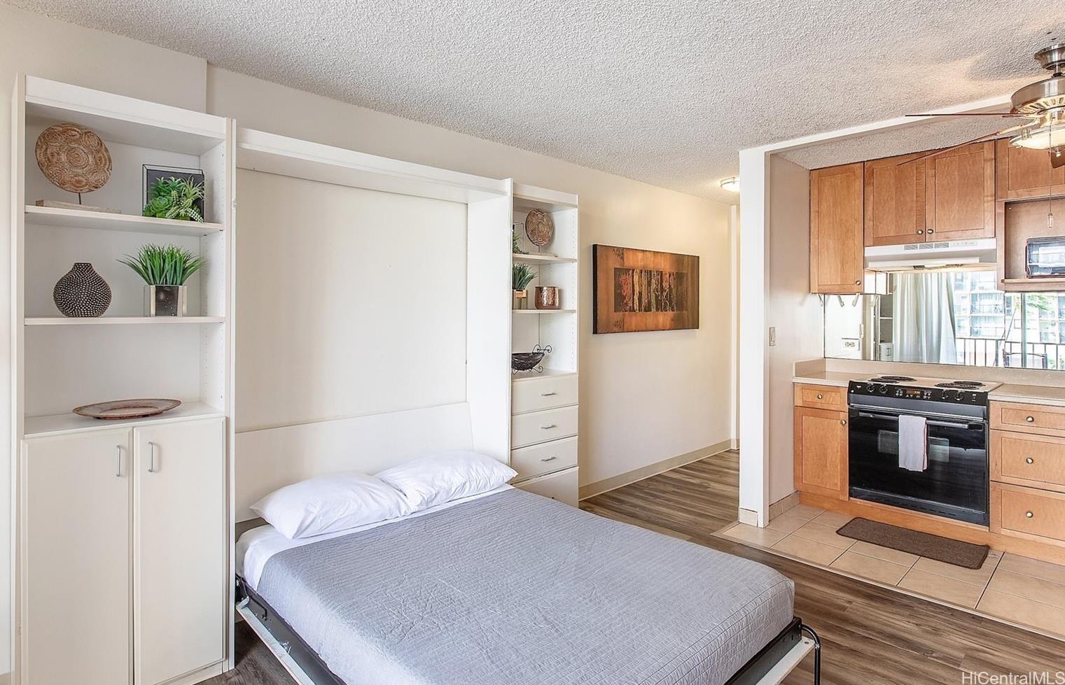 2345 Ala Wai Blvd Honolulu - Rental - photo 17 of 19