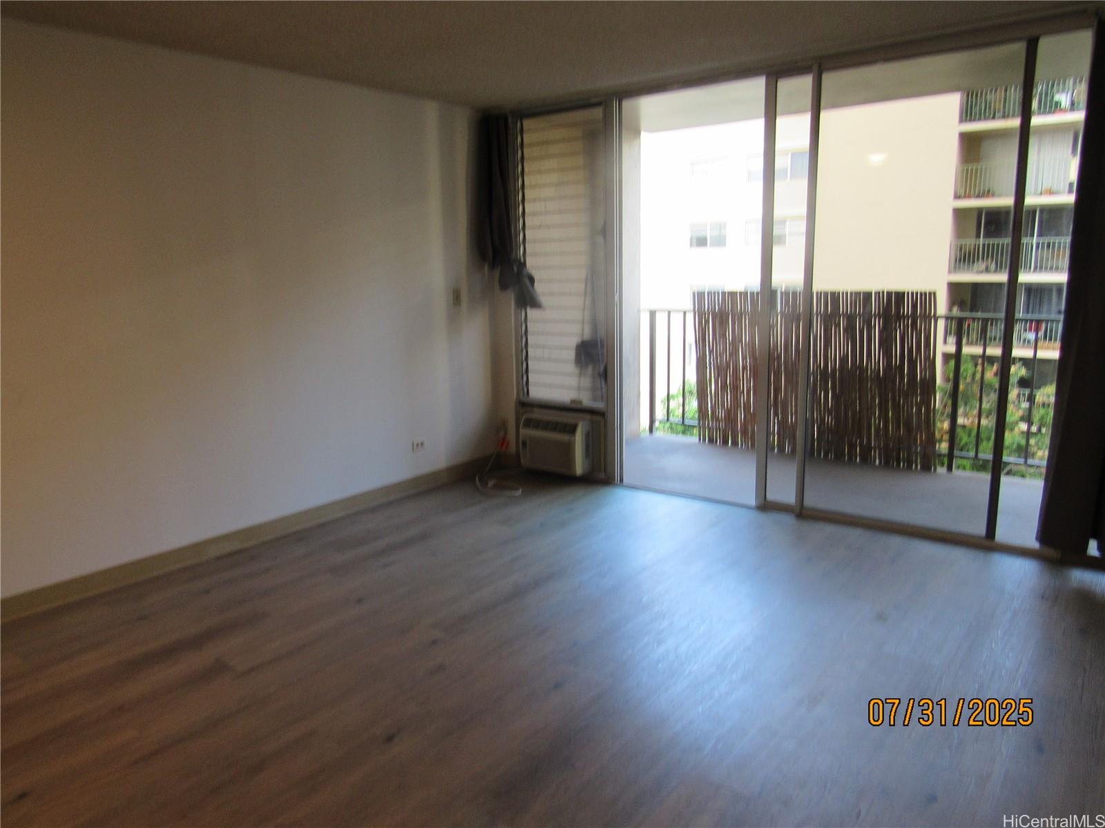 2345 Ala Wai Blvd Honolulu - Rental - photo 8 of 12