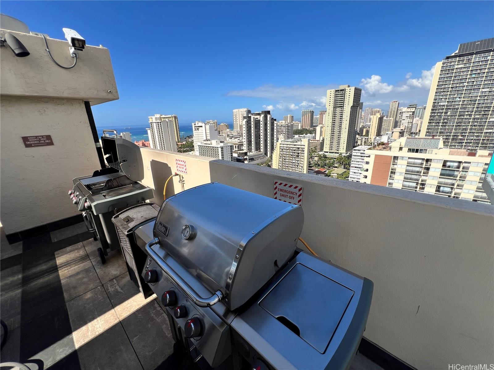Fairway Villa condo # 915, Honolulu, Hawaii - photo 16 of 21