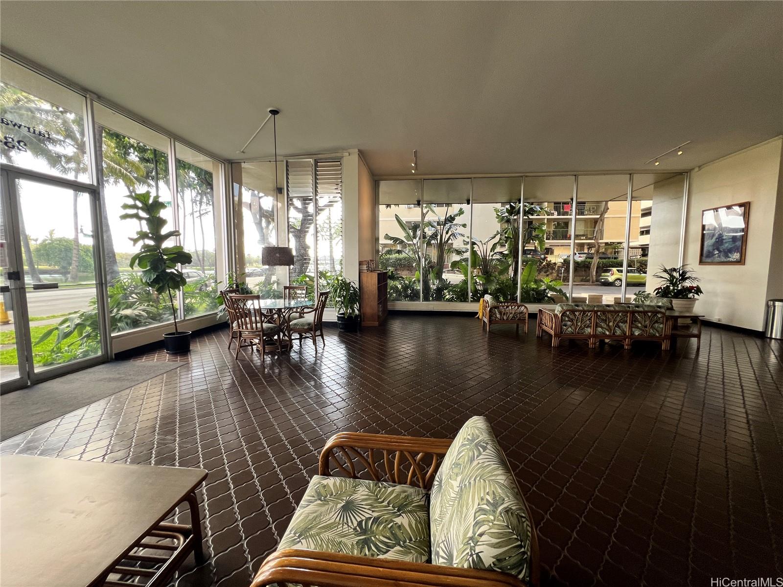Fairway Villa condo # 915, Honolulu, Hawaii - photo 18 of 21