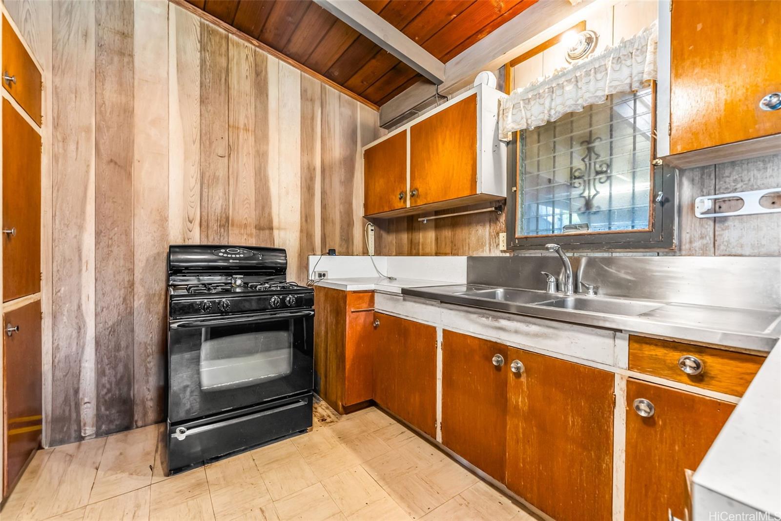 2348  Kuahea Street Palolo, Diamond Head home - photo 12 of 25