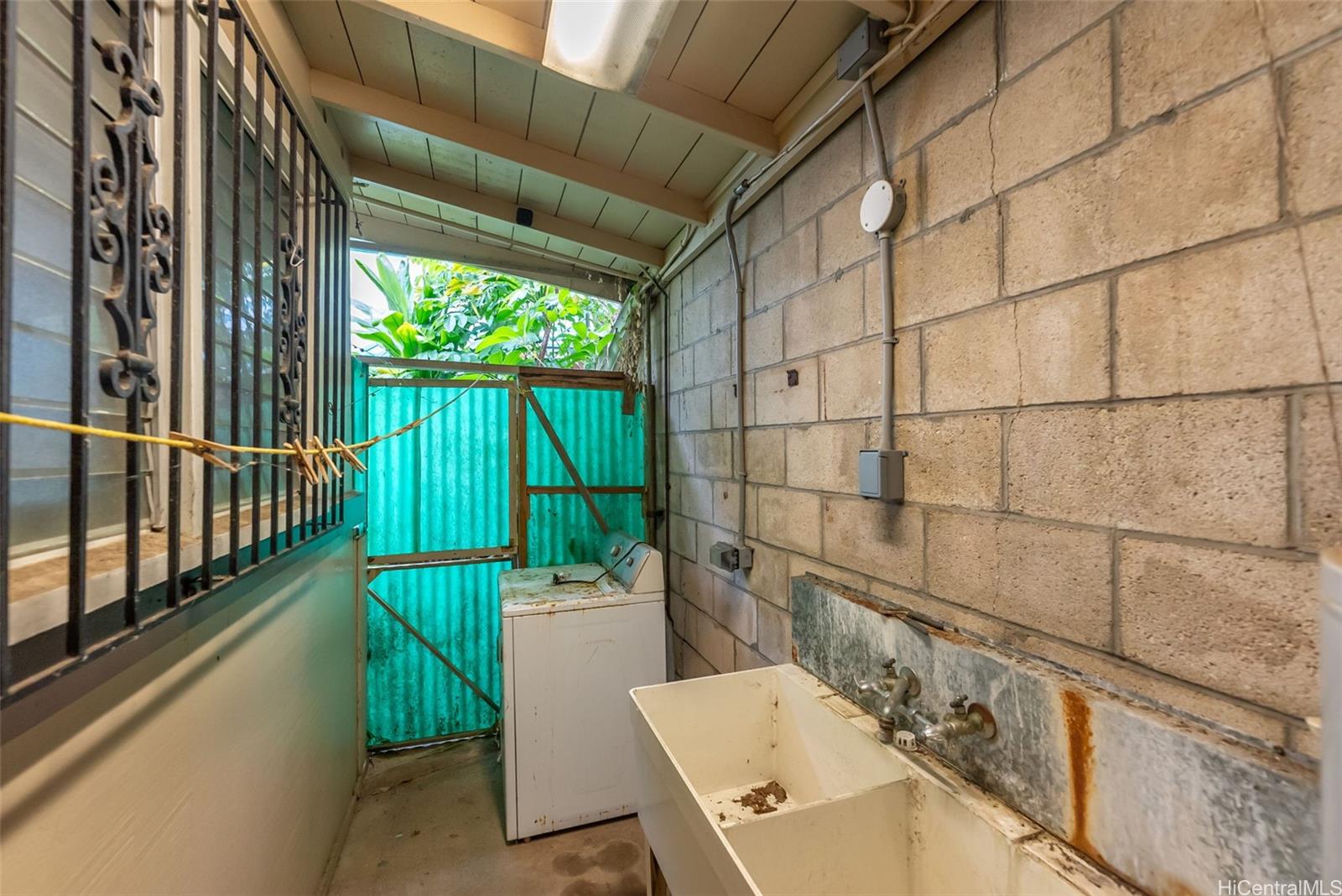 2348  Kuahea Street Palolo, Diamond Head home - photo 22 of 25