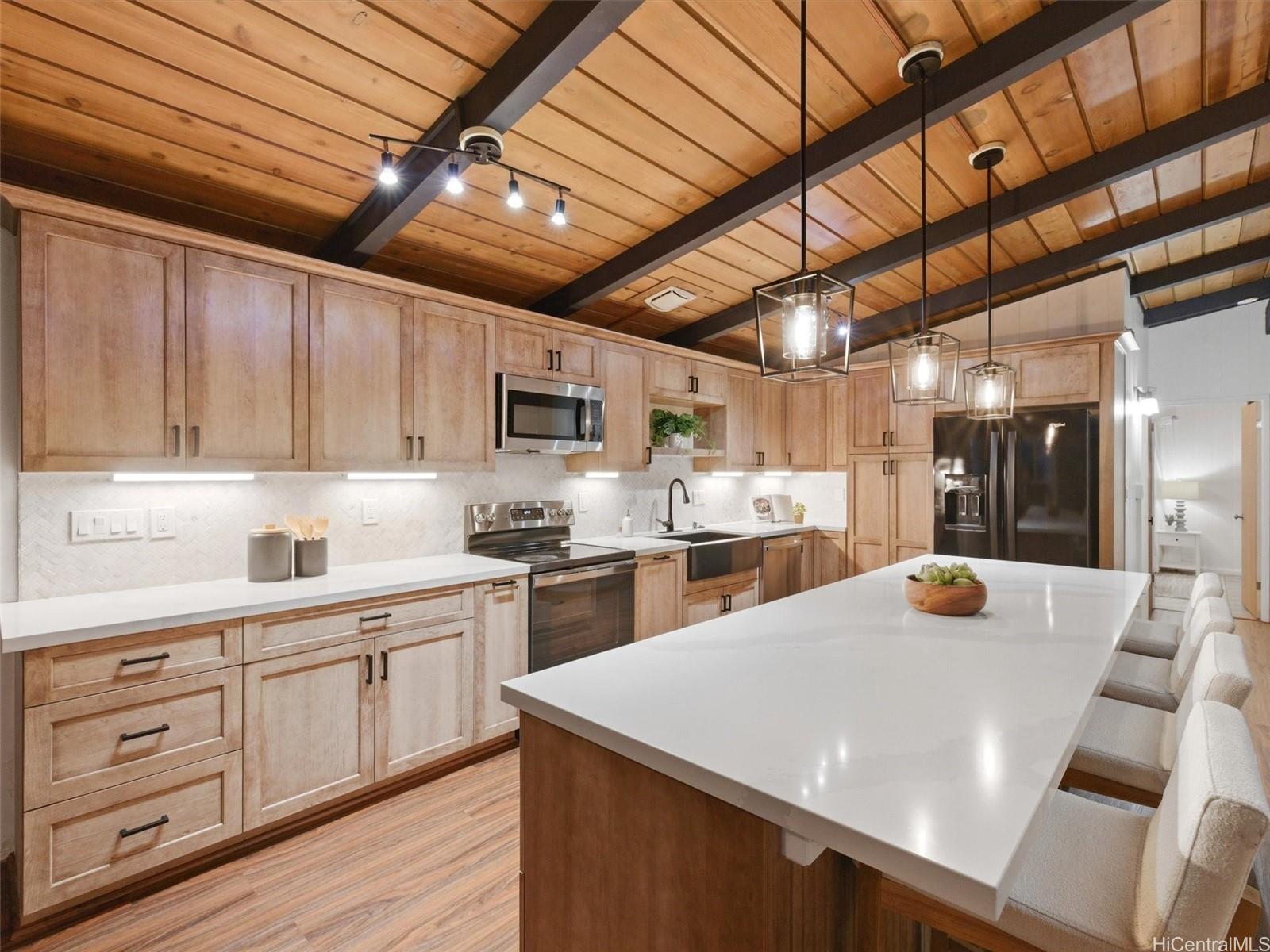 2349  Akalakala Street Pacific Palisades, PearlCity home - photo 5 of 25