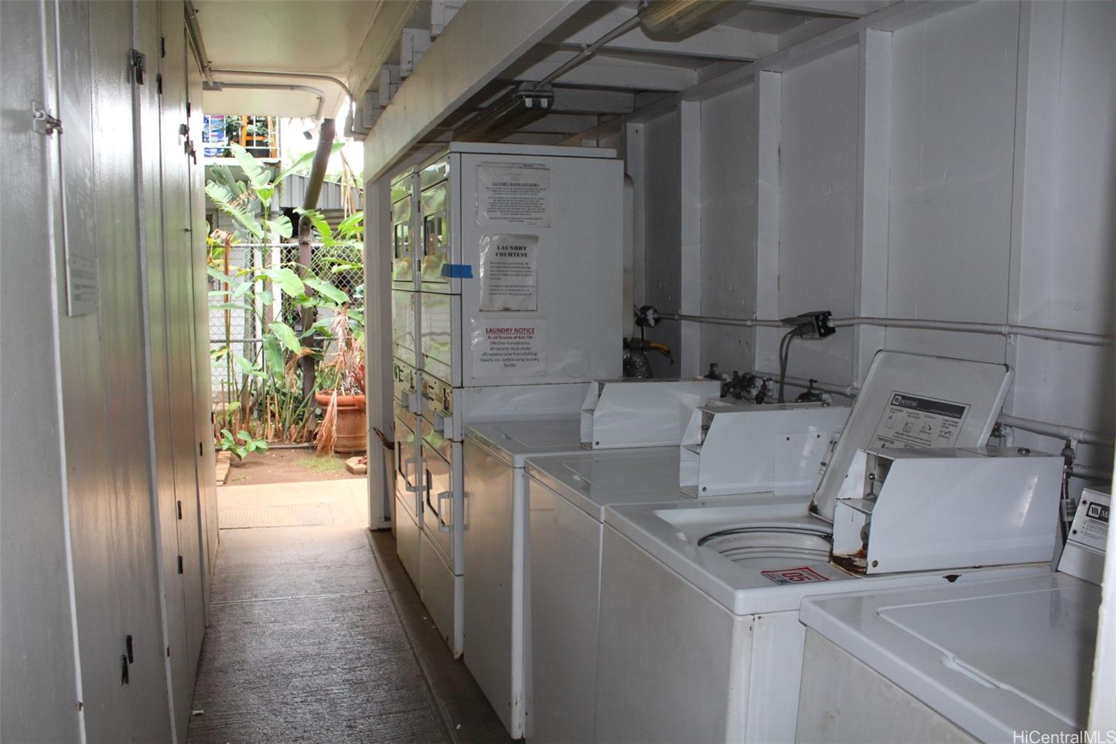 Kon Tiki Hotel Annex condo # 235, Honolulu, Hawaii - photo 12 of 13