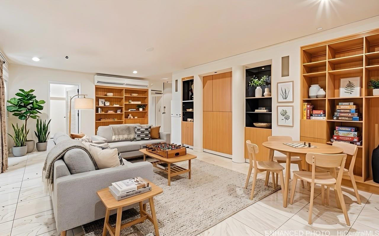 235  Portlock Road Portlock, Hawaii Kai home - photo 17 of 21