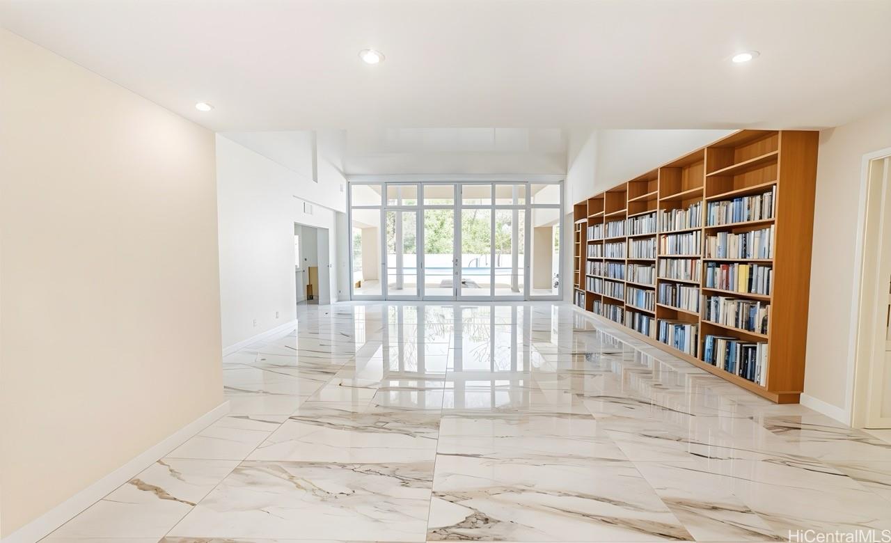 235  Portlock Road Portlock, Hawaii Kai home - photo 6 of 21