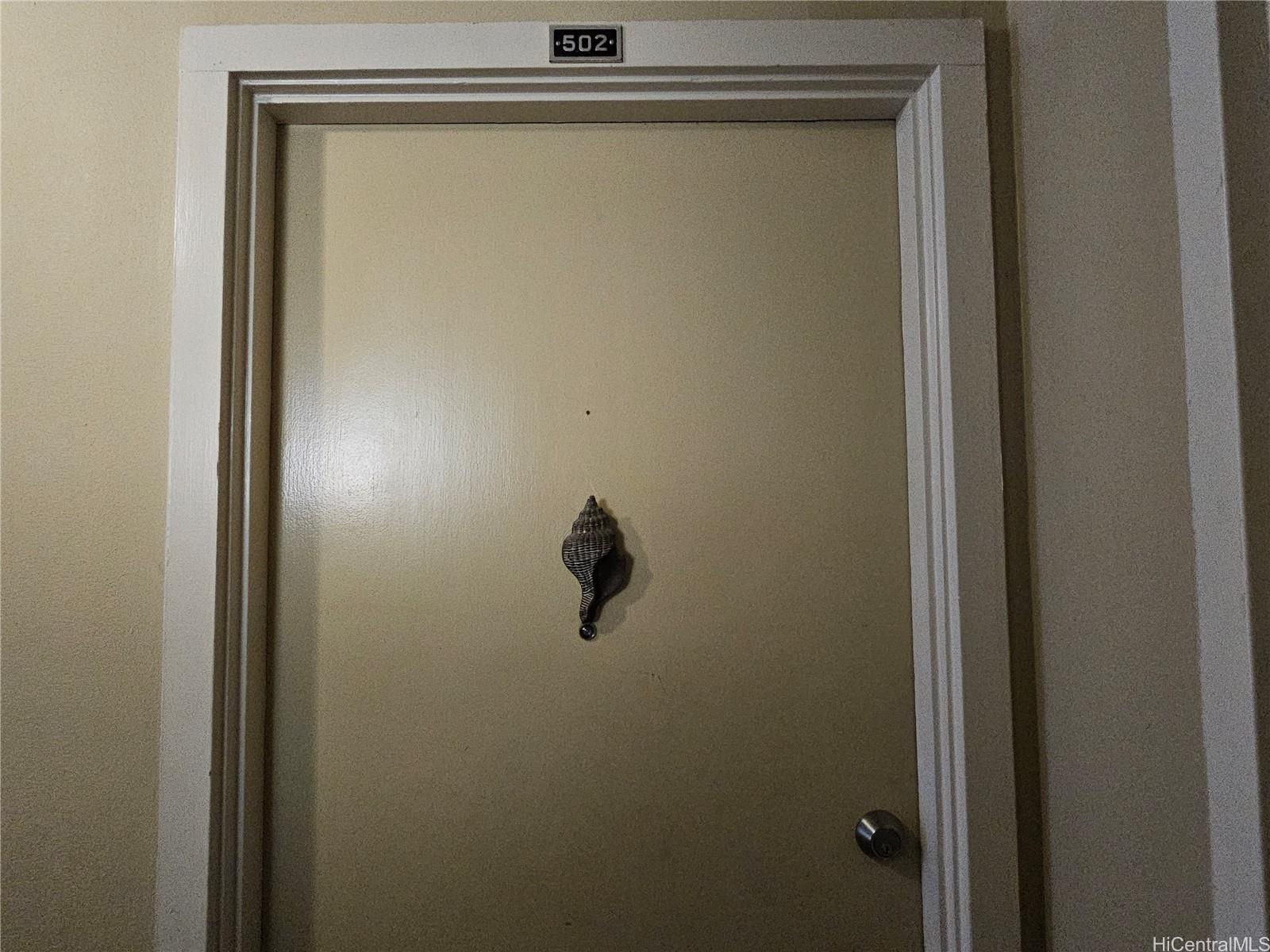 2355 Ala Wai Blvd Honolulu - Rental - photo 4 of 21