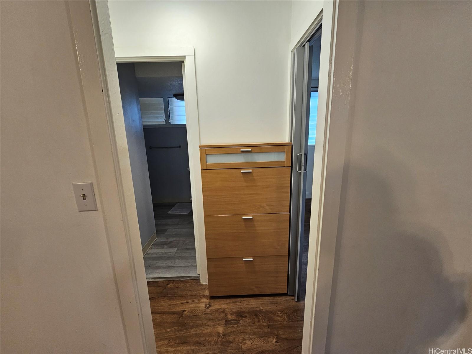 2355 Ala Wai Blvd Honolulu - Rental - photo 7 of 21