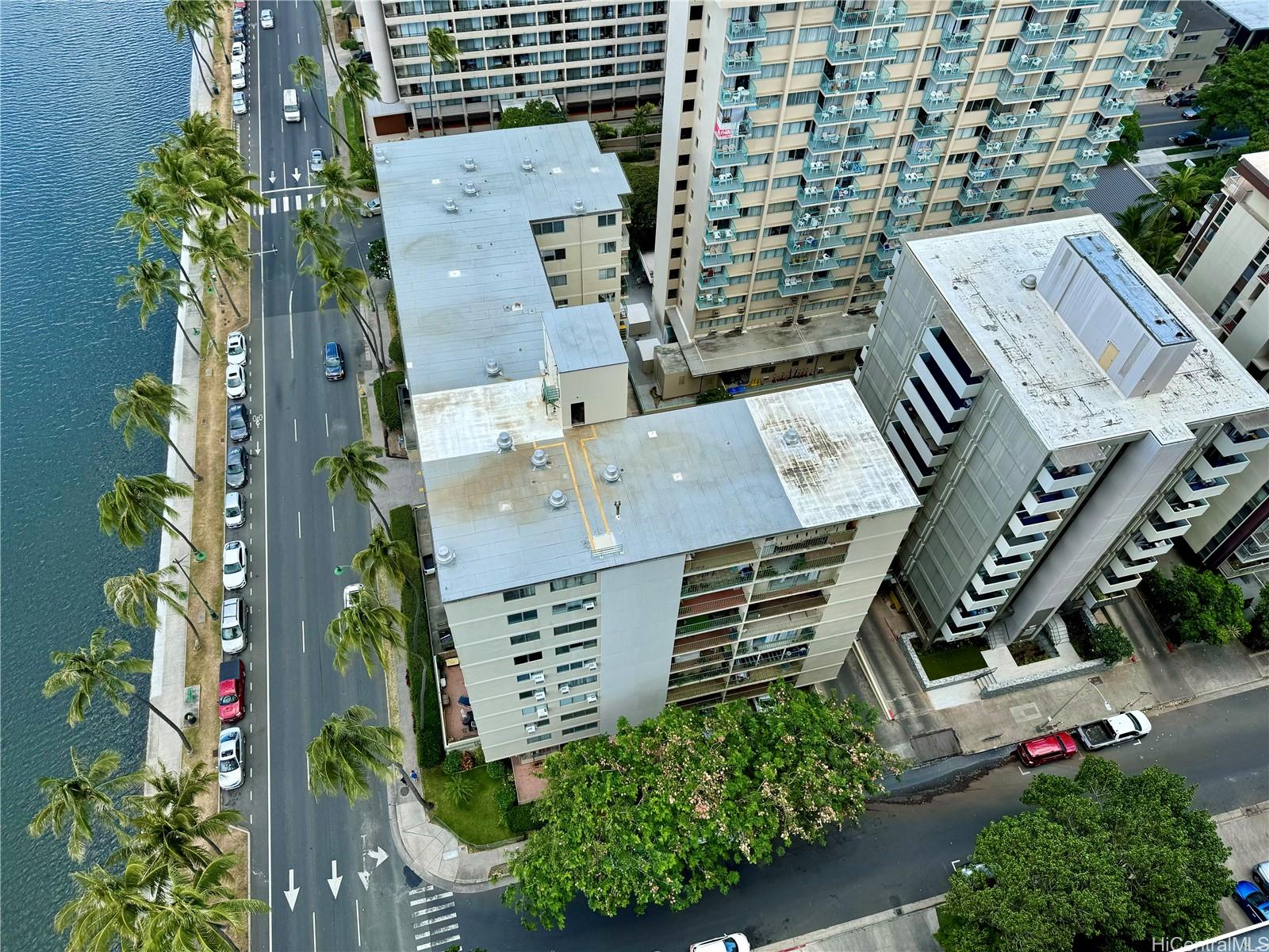 Ala Wai Palms condo # 602, Honolulu, Hawaii - photo 3 of 21