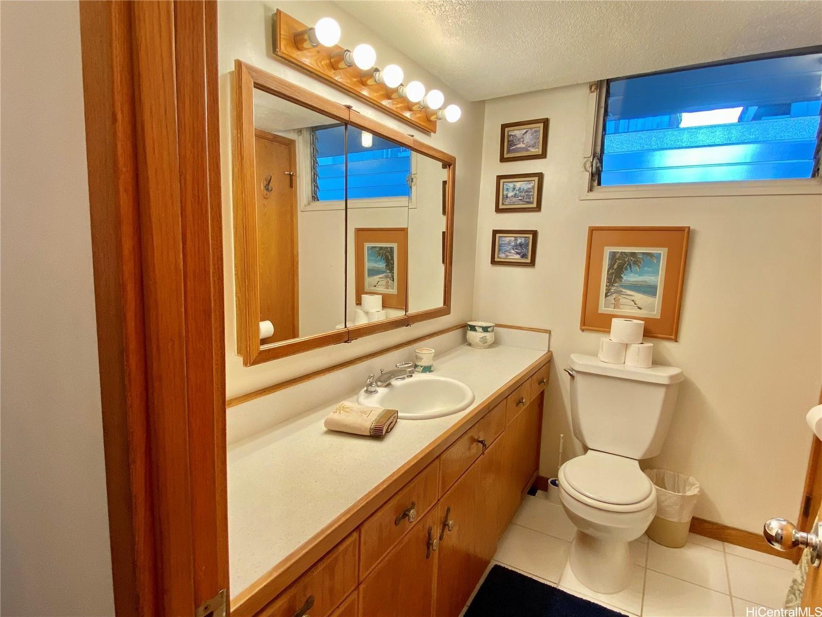2355 Ala Wai Blvd Honolulu - Rental - photo 9 of 18