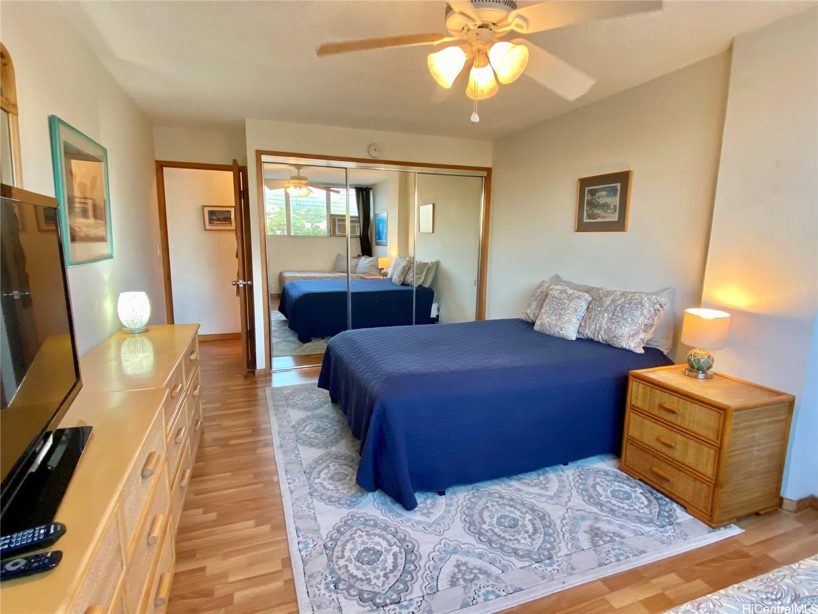 2355 Ala Wai Blvd Honolulu - Rental - photo 10 of 18