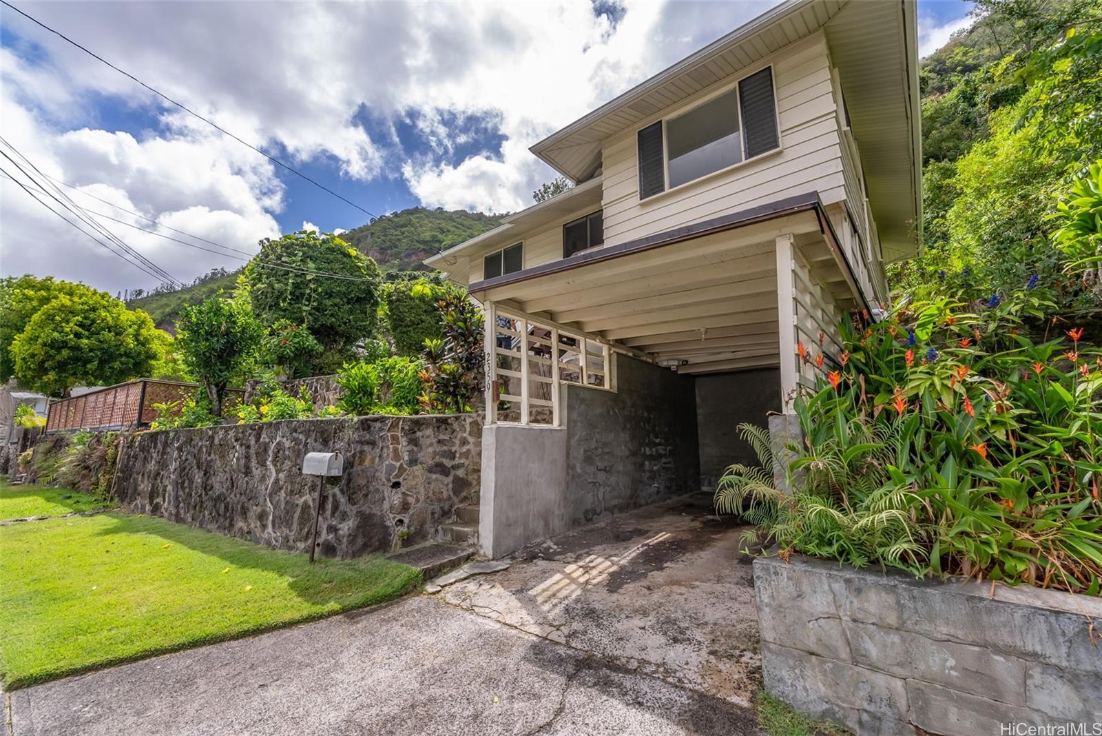 2359  Kuahea Street Palolo, Diamond Head home - photo 2 of 23