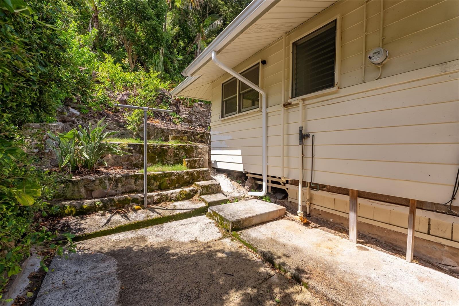 2359  Kuahea Street Palolo, Diamond Head home - photo 14 of 23