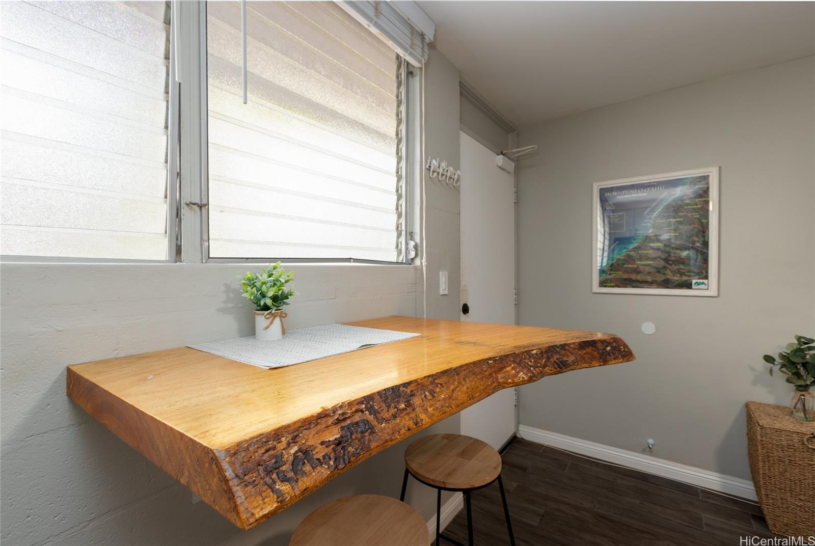 Hawaiian Crown condo # 102, Honolulu, Hawaii - photo 3 of 22