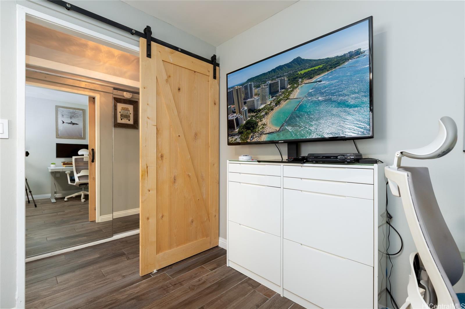 Hawaiian Crown condo # 102, Honolulu, Hawaii - photo 5 of 22