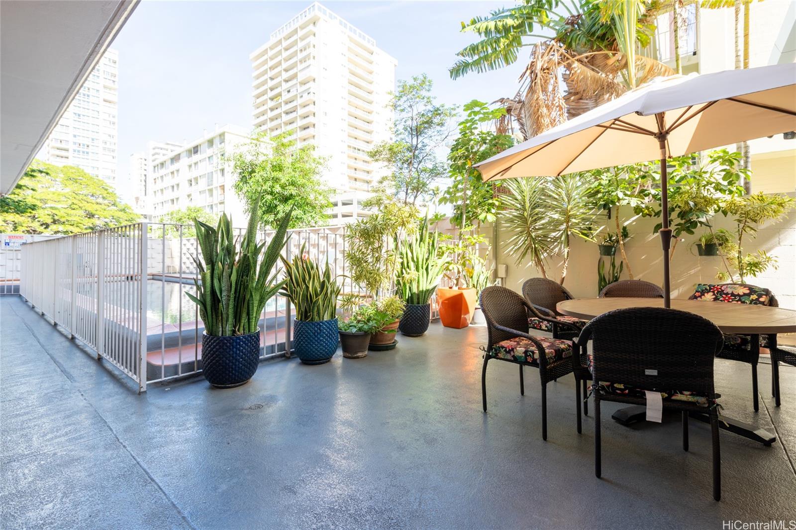 Hawaiian Crown condo # 102, Honolulu, Hawaii - photo 8 of 22