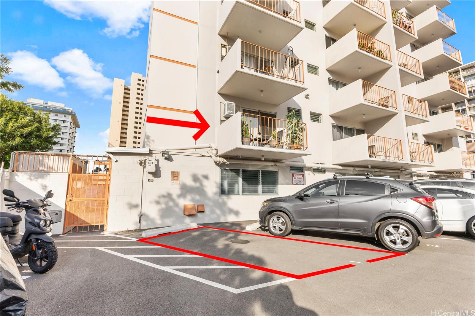 Hawaiian Crown condo # 201, Honolulu, Hawaii - photo 13 of 19