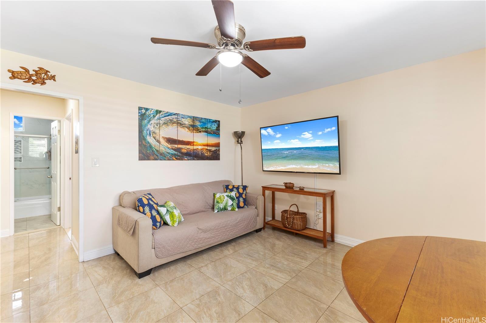 Hawaiian Crown condo # 201, Honolulu, Hawaii - photo 14 of 15