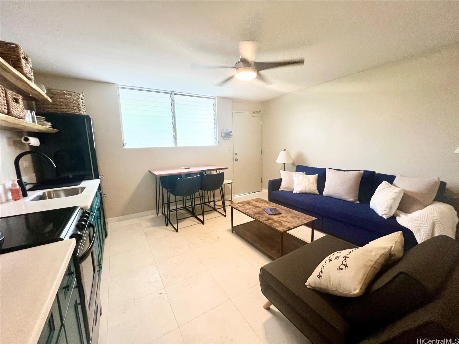 Hawaiian Crown condo # 304, Honolulu, Hawaii - photo 3 of 18