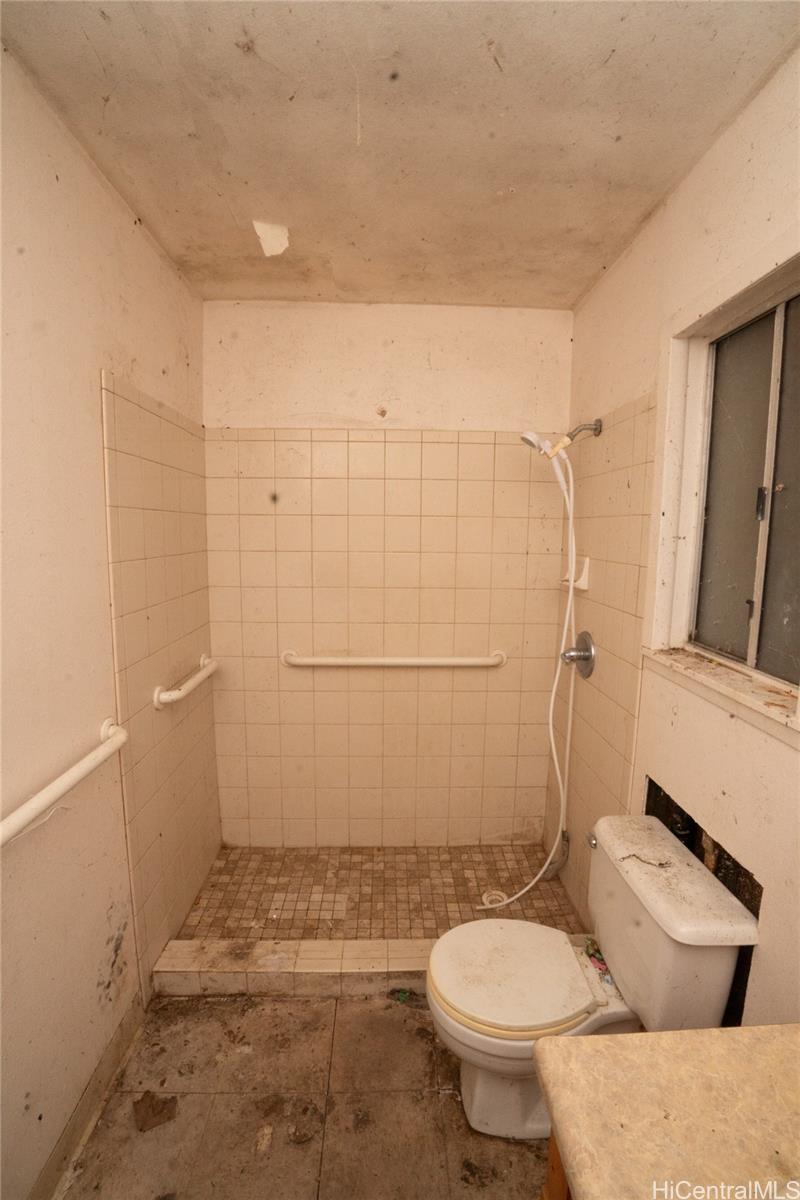 236  Lyman Ave ,  home - photo 16 of 24