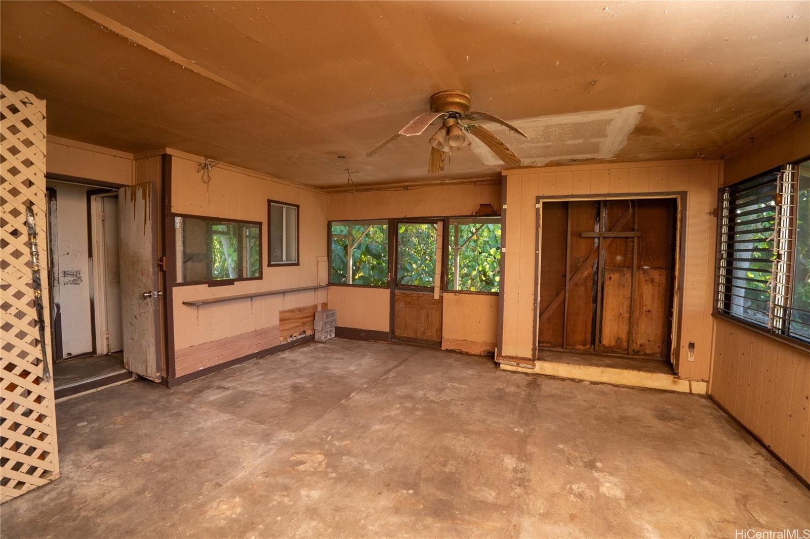 236  Lyman Ave ,  home - photo 18 of 24