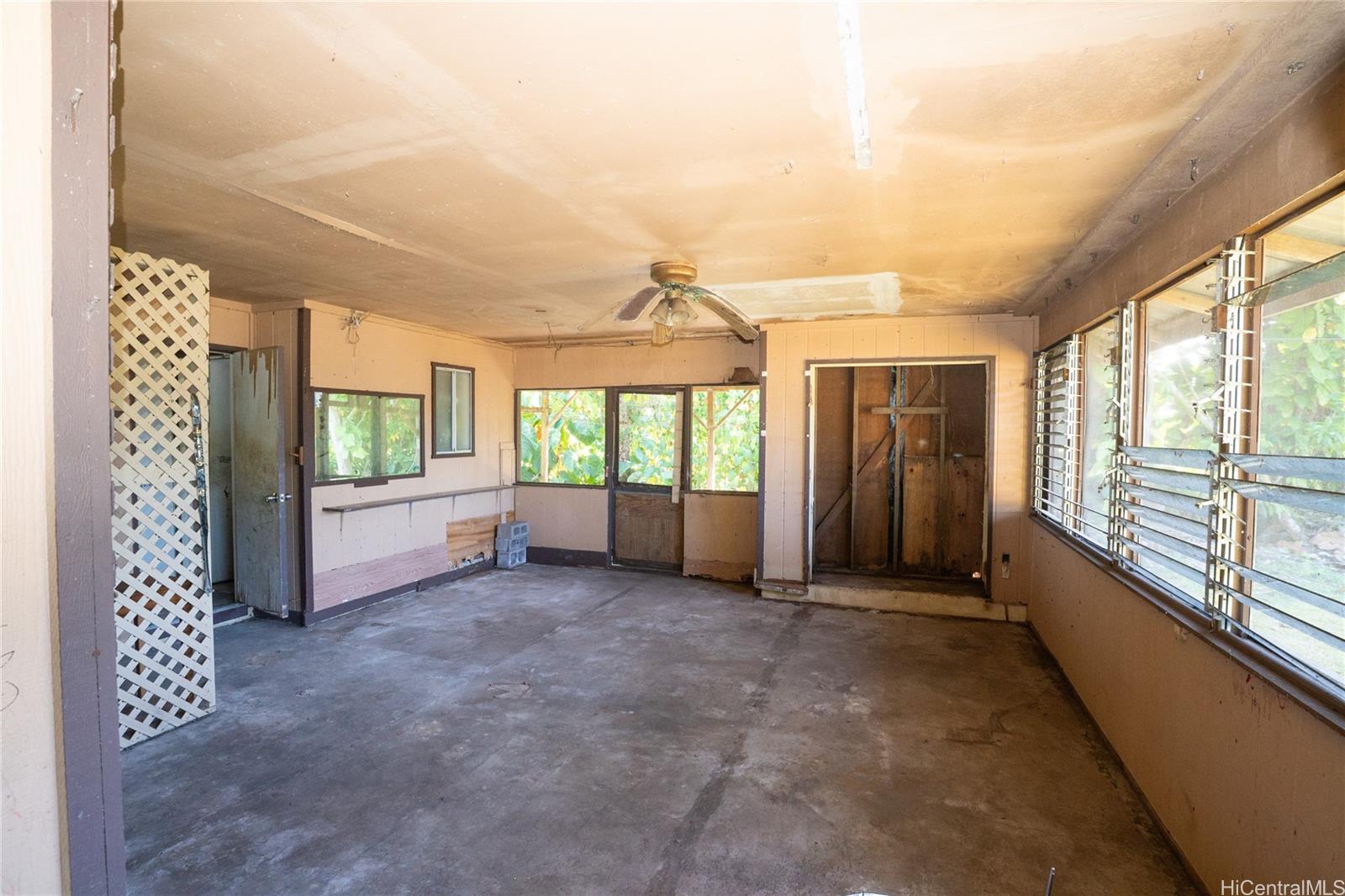 236  Lyman Ave ,  home - photo 7 of 24