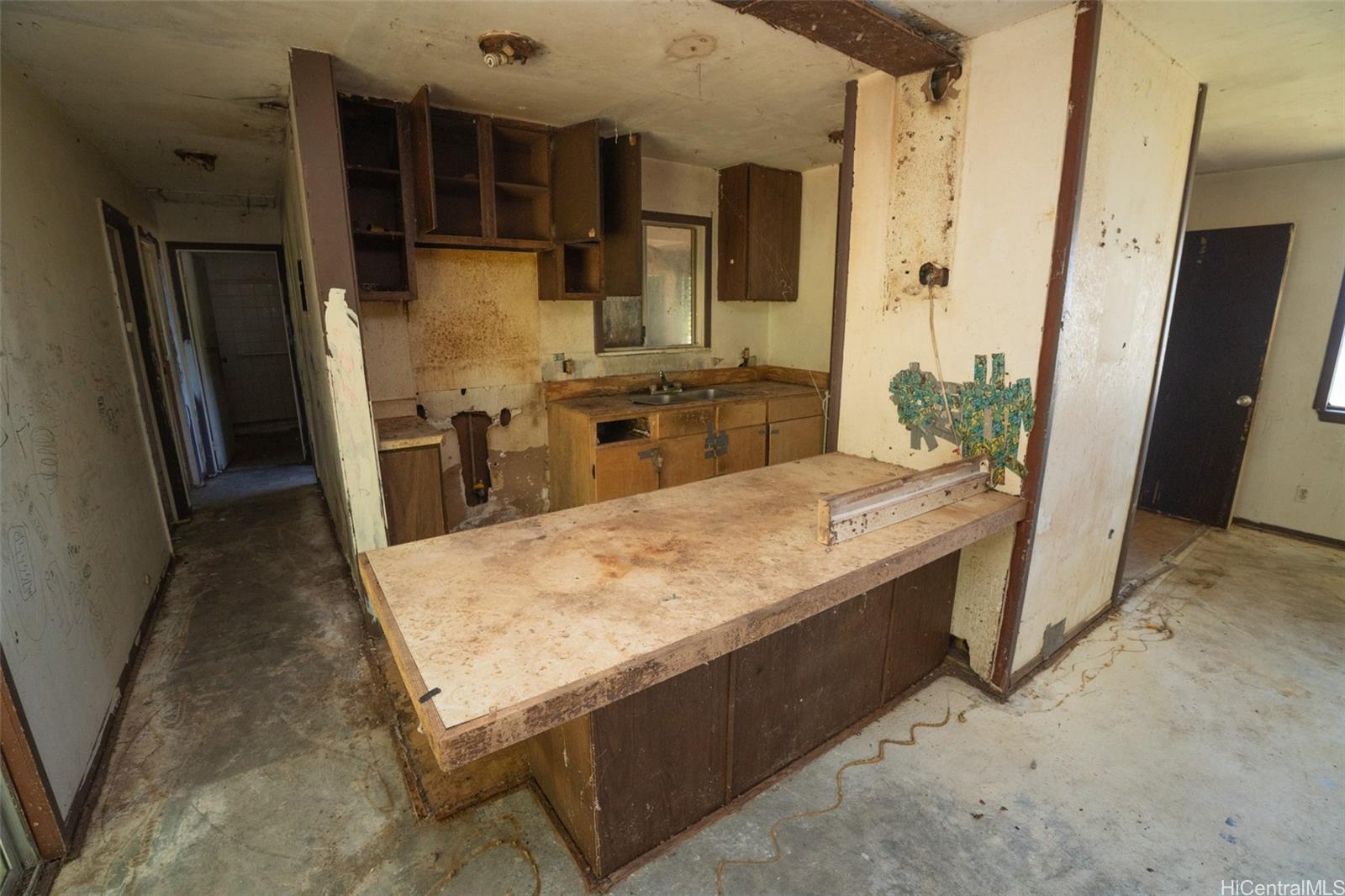 236  Lyman Ave ,  home - photo 8 of 24