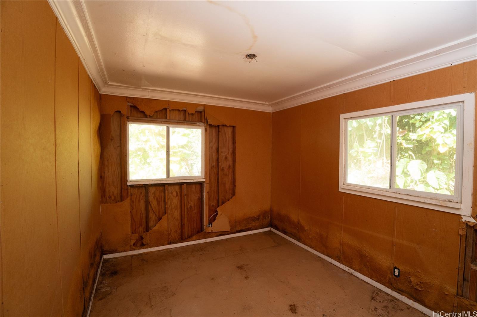 236  Lyman Ave ,  home - photo 9 of 24