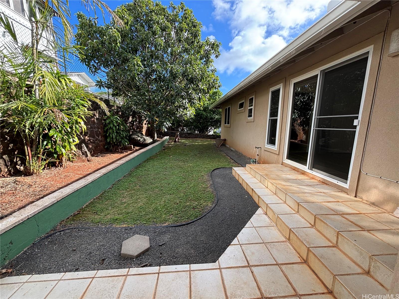 2368 St Louis Drive Honolulu - Rental - photo 21 of 23