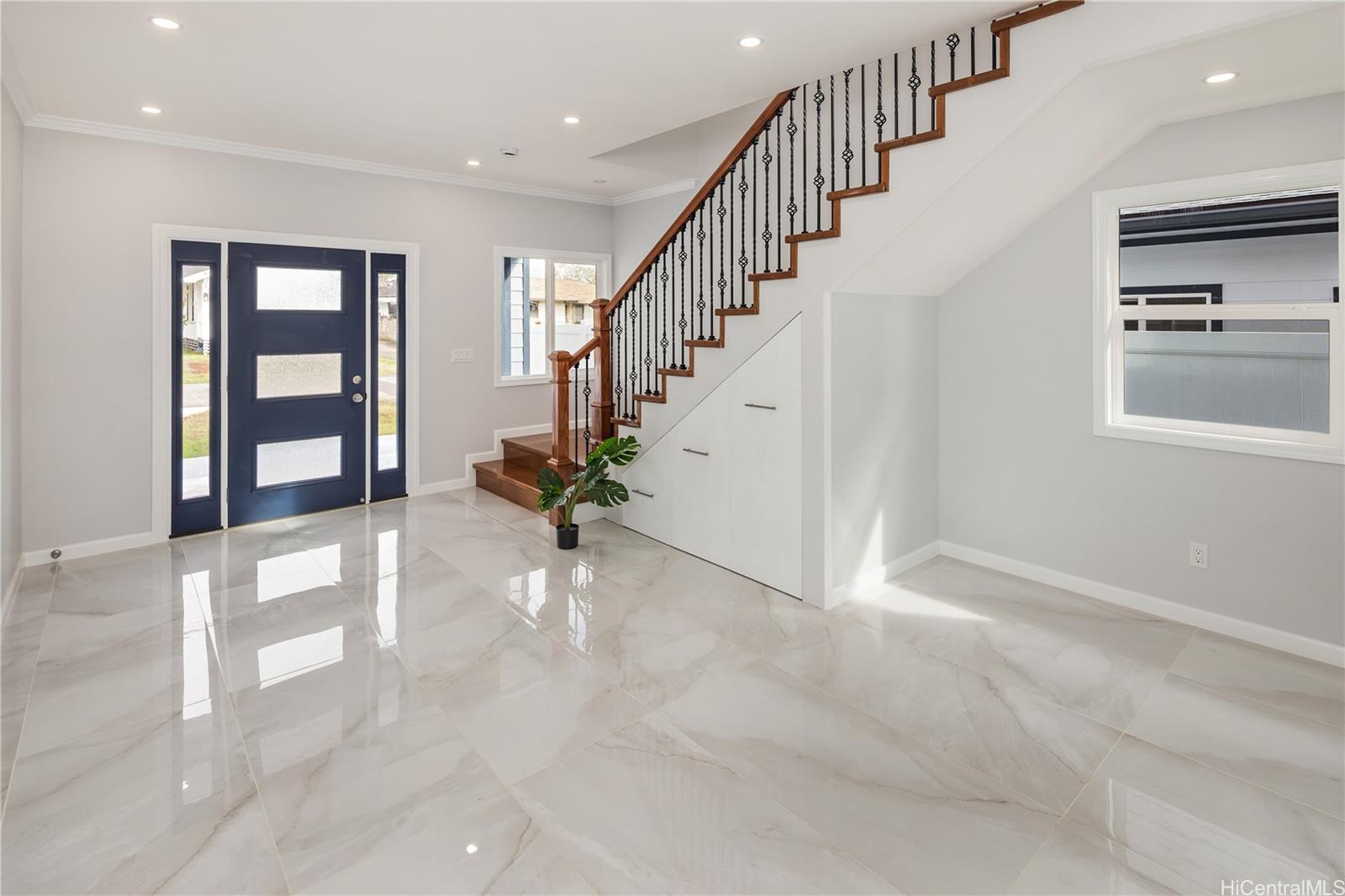 237  Kuahiwi Ave Wahiawa Area, Central home - photo 10 of 25