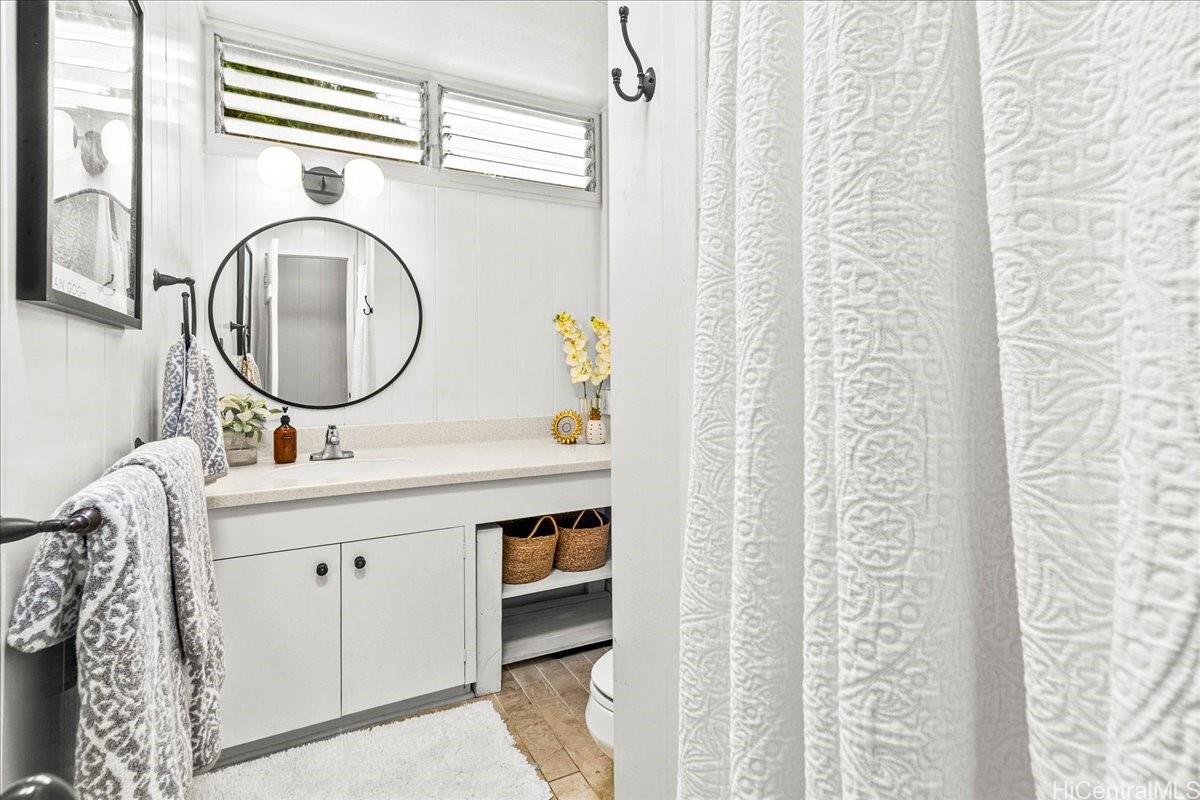 238  Puiwa Road Dowsett, Honolulu home - photo 9 of 25