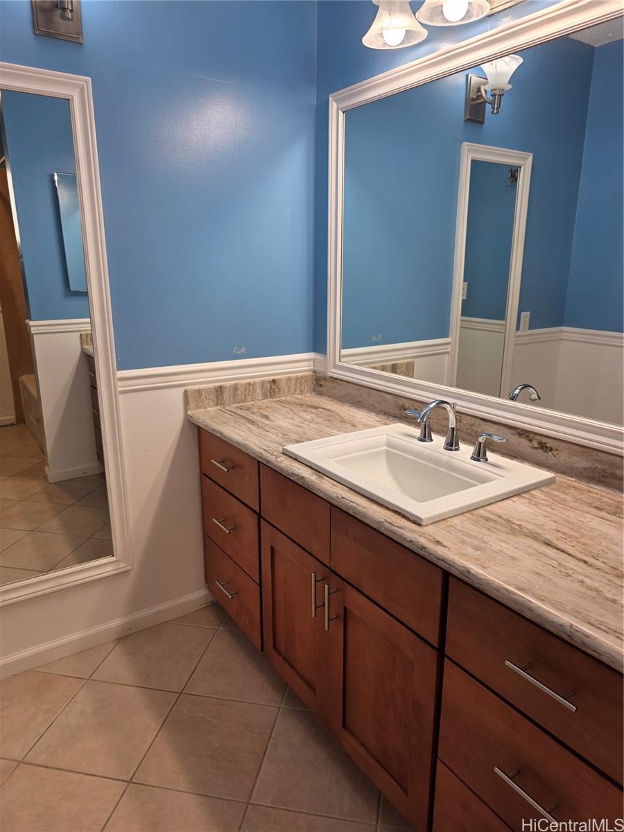 2380 Halekoa Dr Honolulu - Rental - photo 13 of 19