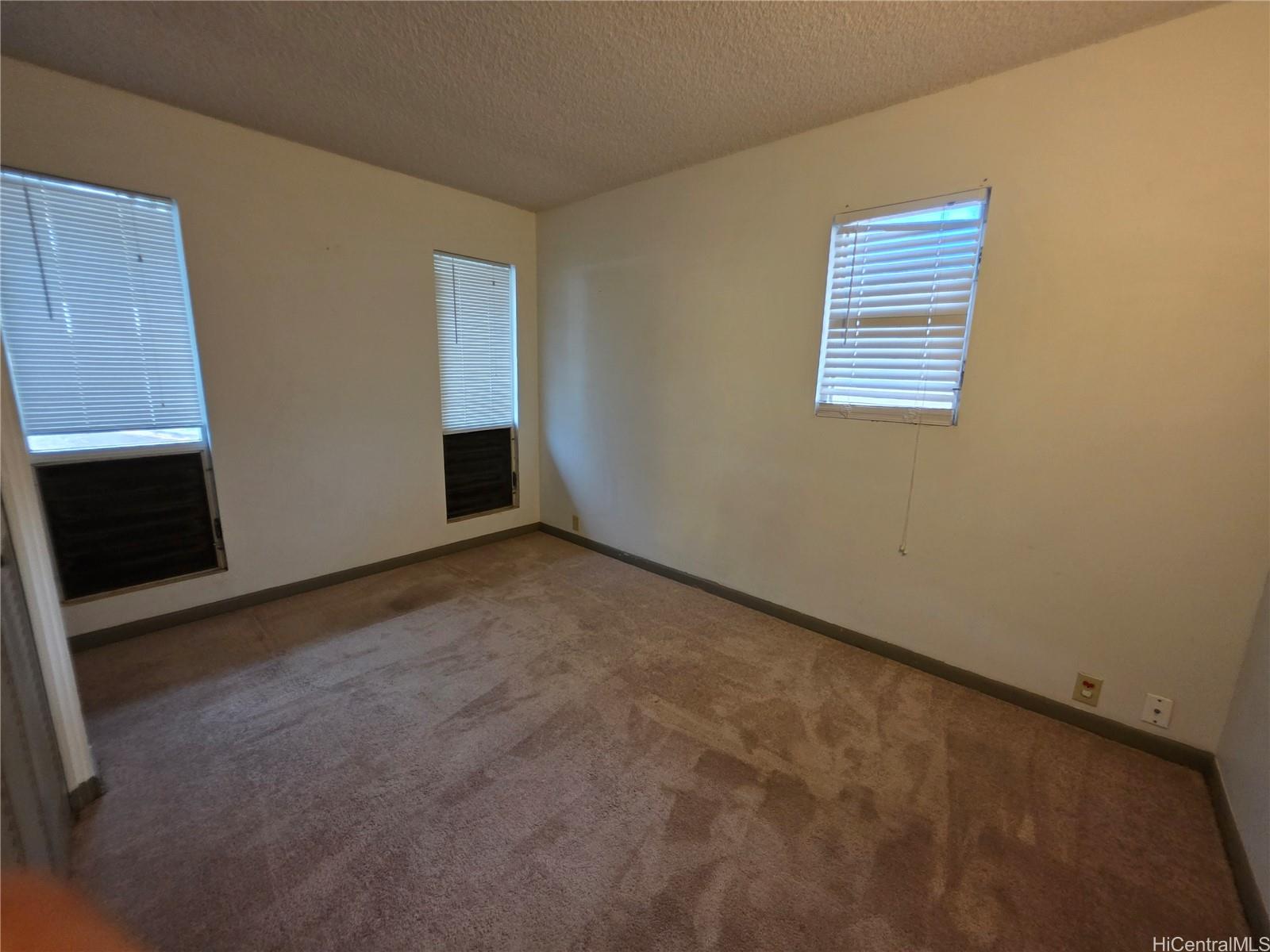 2380 Halekoa Dr Honolulu - Rental - photo 16 of 19