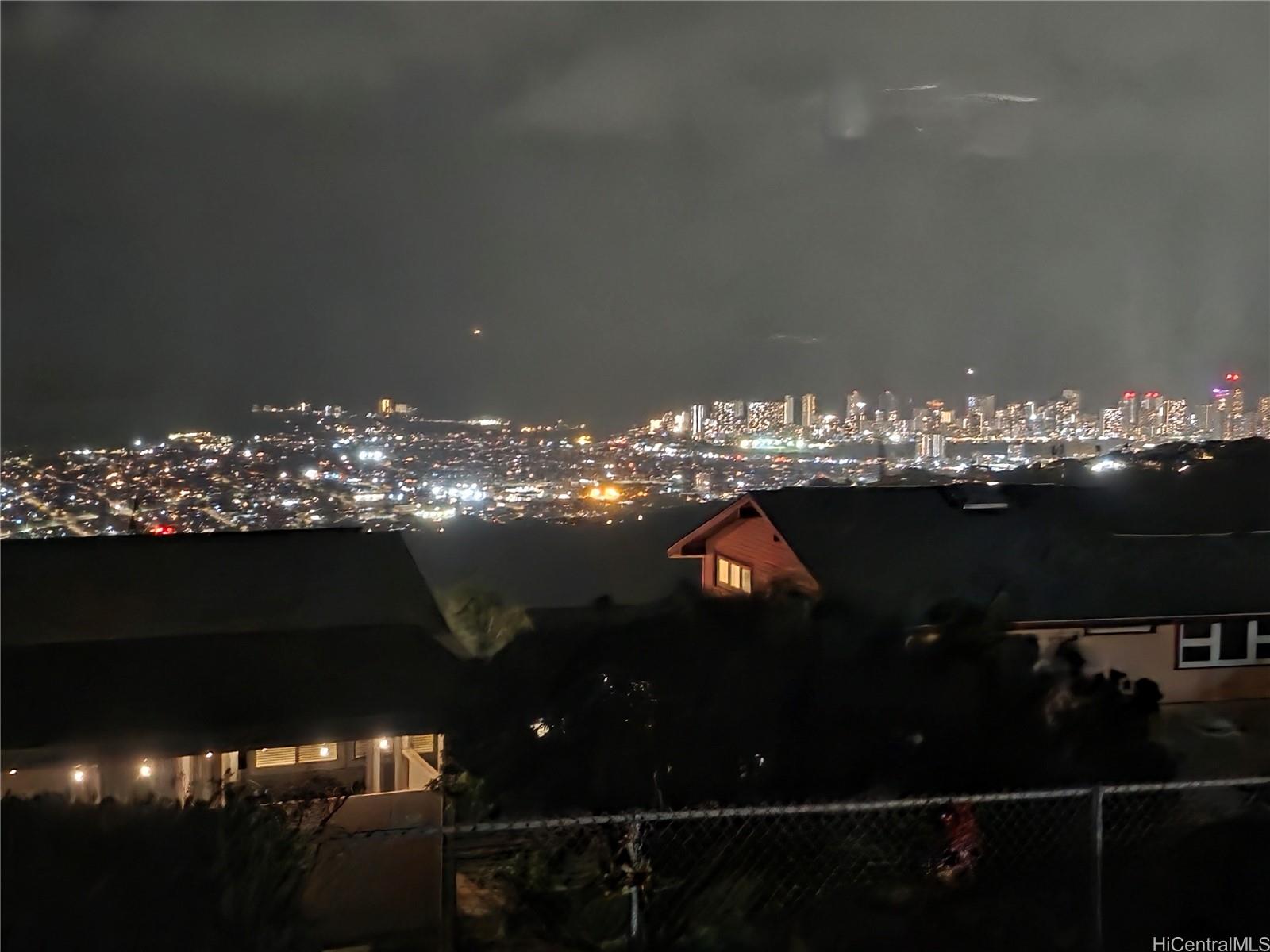 2380 Halekoa Dr Honolulu - Rental - photo 18 of 19