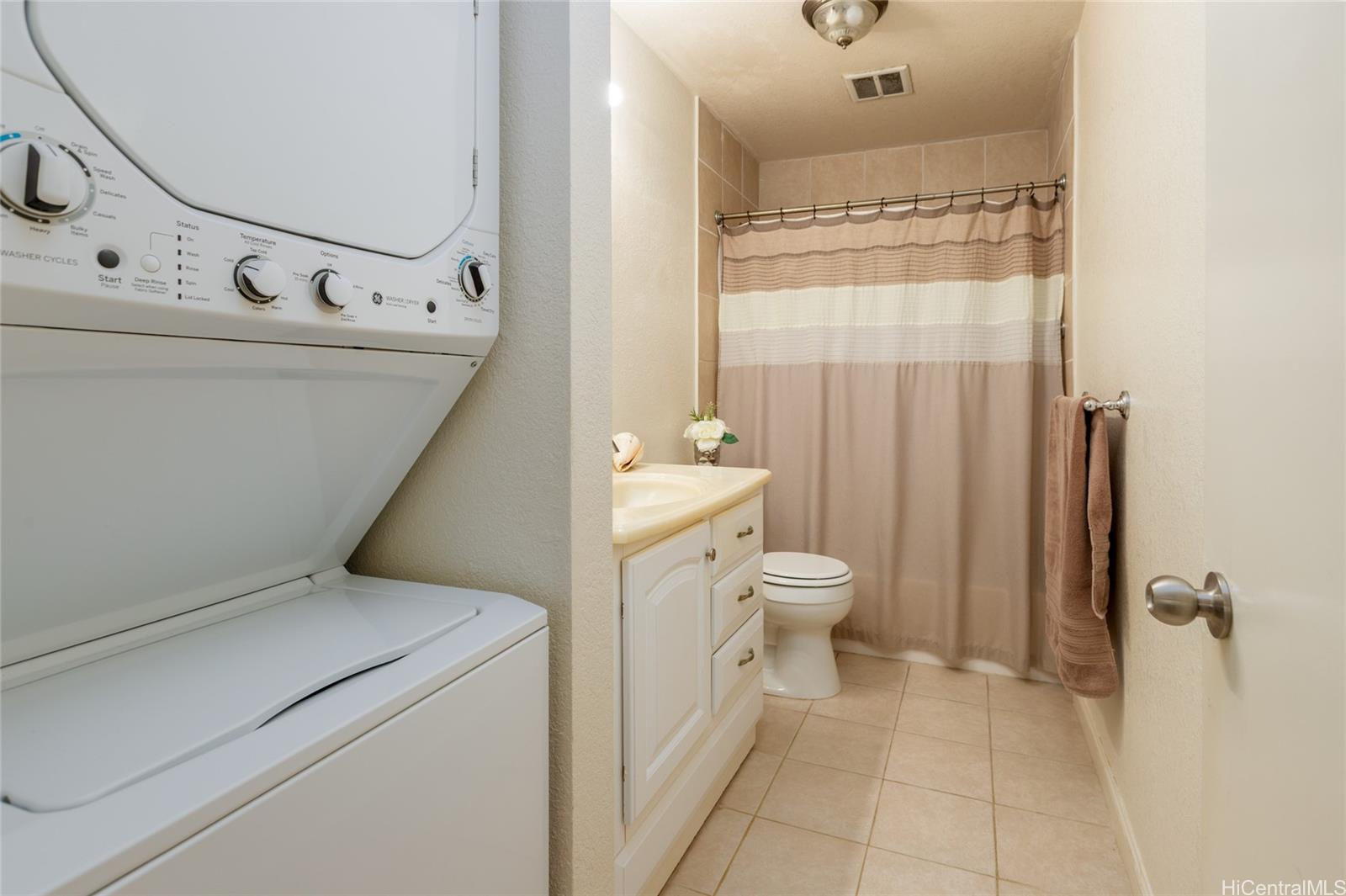 Crosspointe G condo # 54F, Honolulu, Hawaii - photo 13 of 20