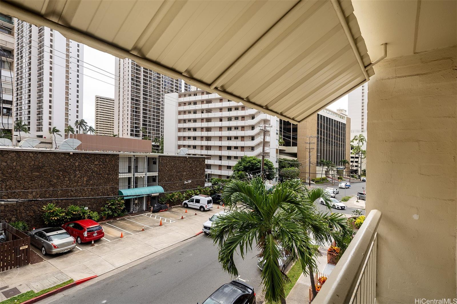 240 Liliuokalani Ave Honolulu - Rental - photo 11 of 11