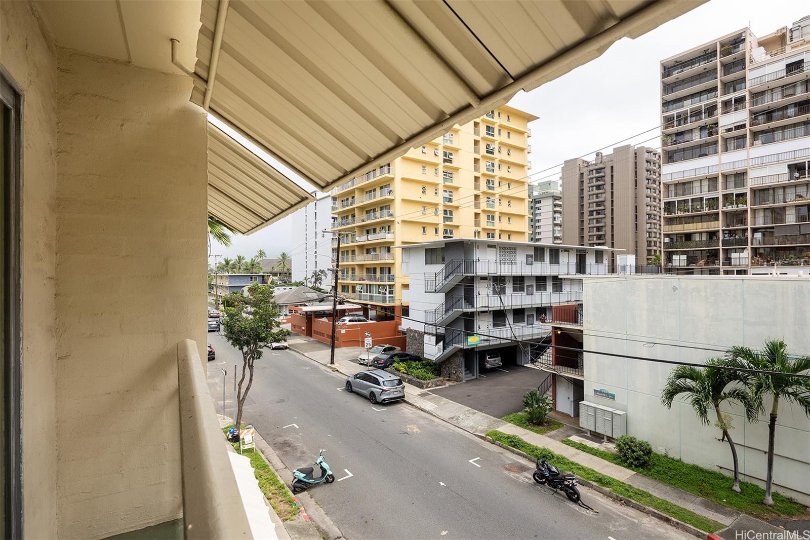 240 Liliuokalani Ave Honolulu - Rental - photo 10 of 11