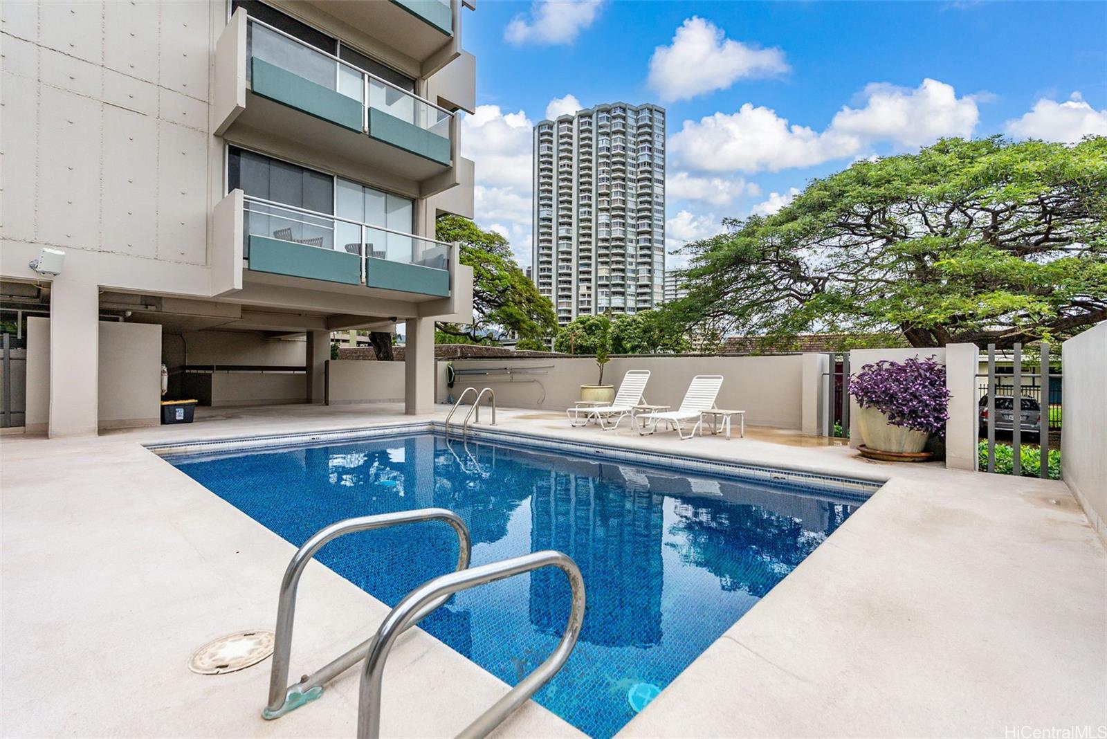 Parkview condo # 12C, Honolulu, Hawaii - photo 22 of 25