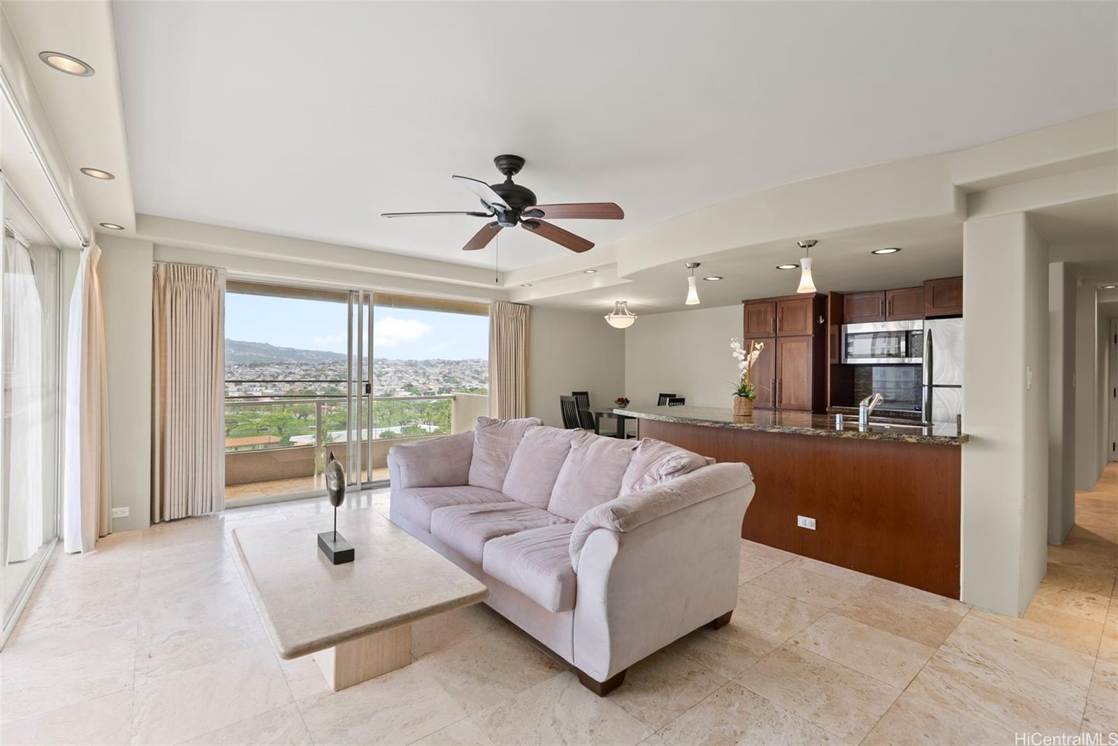 Parkview condo # 12C, Honolulu, Hawaii - photo 4 of 25