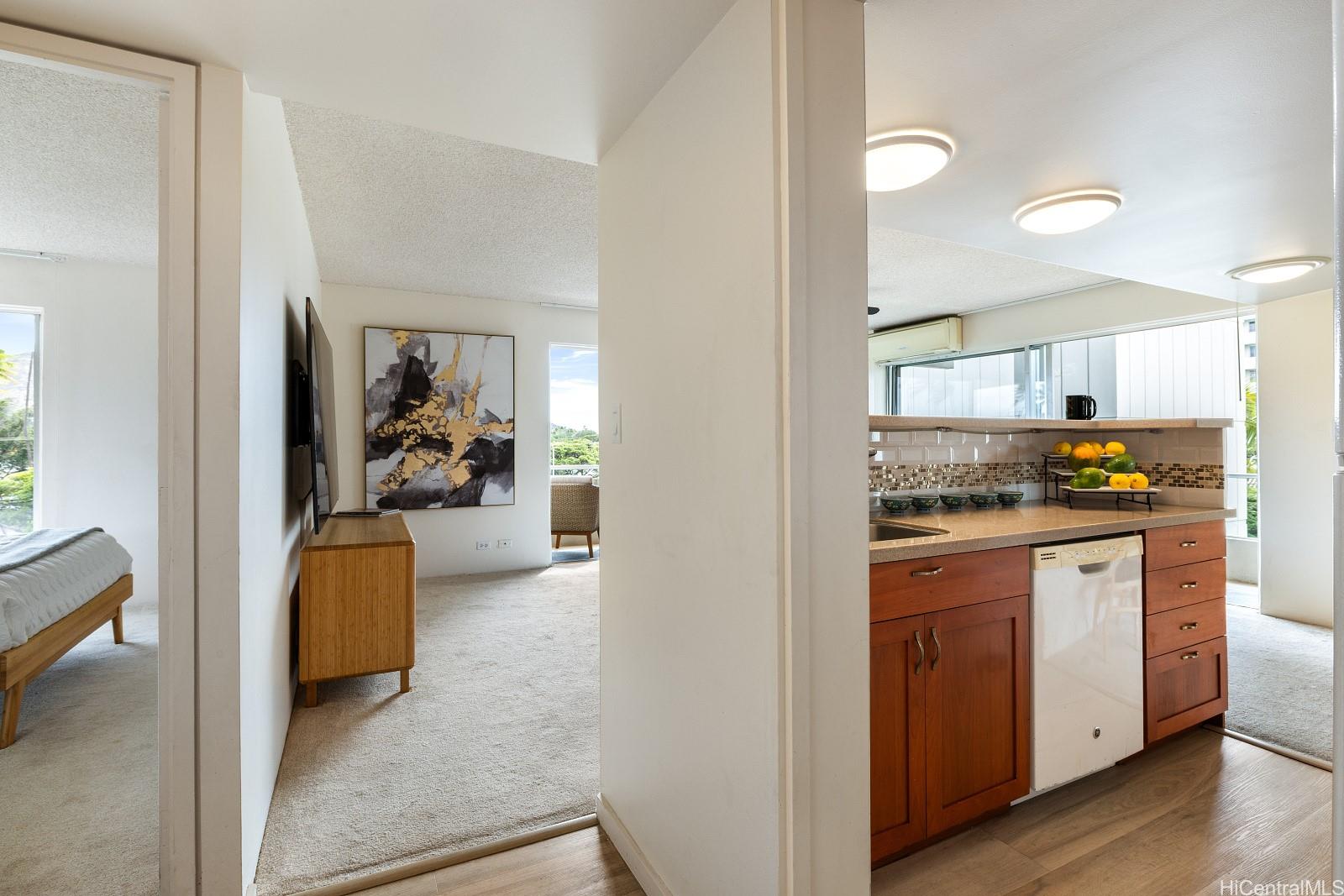 Parkview condo # 3A, Honolulu, Hawaii - photo 3 of 16