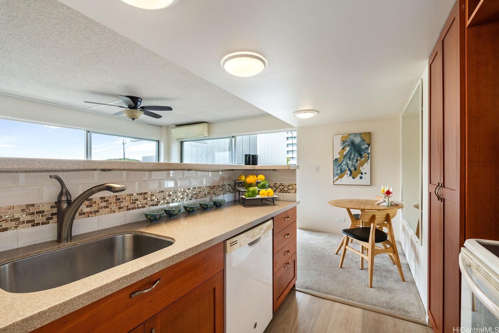 Parkview condo # 3A, Honolulu, Hawaii - photo 7 of 16