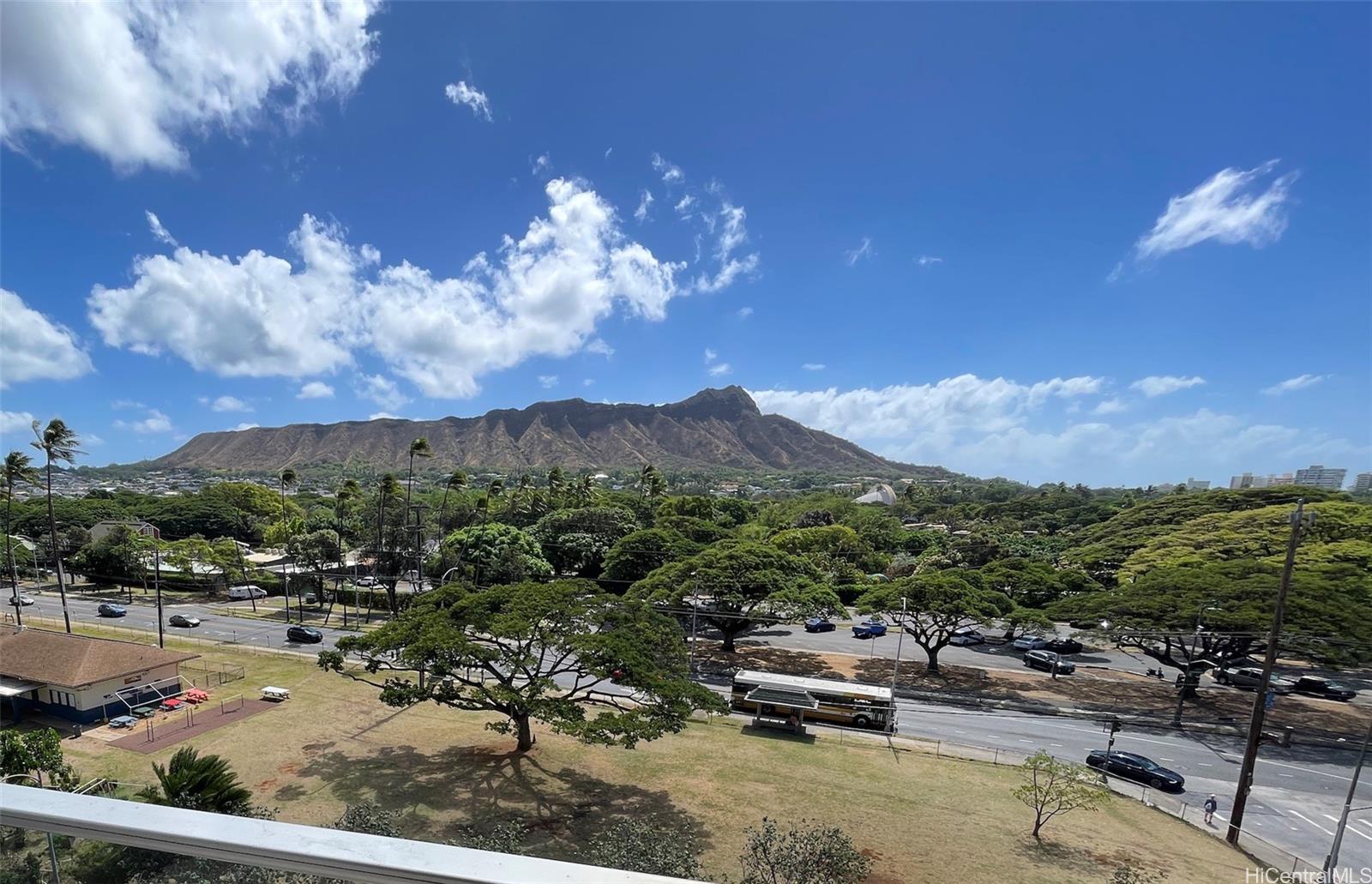 Parkview condo # 6A, Honolulu, Hawaii - photo 3 of 17